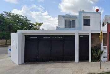 Casa en  Calle 81 634, Fracc Paseos De Opichen, Mérida, Yucatán, México