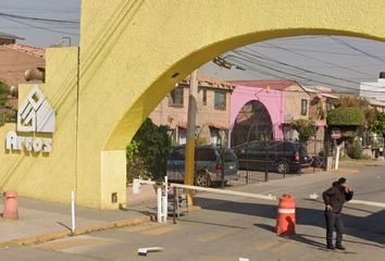 Casa en  Arcos De Tultepec, Santiago Teyahualco, Estado De México, México