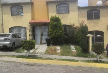 Casa en fraccionamiento en  San Buenaventura, Estado De México, México