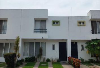Casa en  Avenida Rincón Del Cielo, Valle Dorado, Mezcales, Nayarit, México