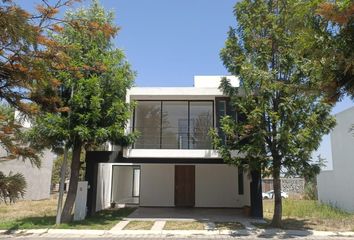 Casa en condominio en  Privada Las Flores, Santa María Zacatepec, Juan C Bonilla, Puebla, 72660, Mex