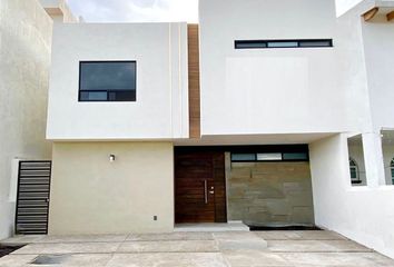 Casa en fraccionamiento en  Urales 480 Lomas De Juriquilla, Urales, Juriquilla, Querétaro, México