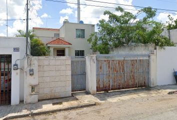 Casa en  Calle 8, Chichí Suárez, Mérida, Yucatán, México