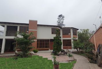 Casa en  Calle Las Cascadas Del Sol 245, Cercado De Lima, Perú