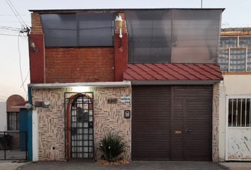 Casa en  Av. De Las Flores, Tulipanes Ii, Pachuca De Soto, Estado De Hidalgo, México