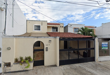 Casa en  C. 38, Montes De Amé, 97115 Mérida, Yucatán, México