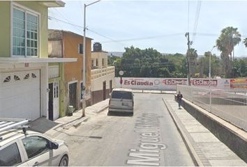 Casa en  Miguel Hidalgo, Centro, El Salto, Jalisco, México