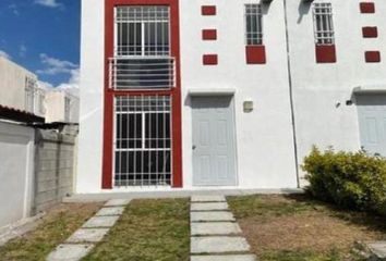 Casa en  Granito 3200, Paseos Del Pedregal, Santiago De Querétaro, Querétaro, México