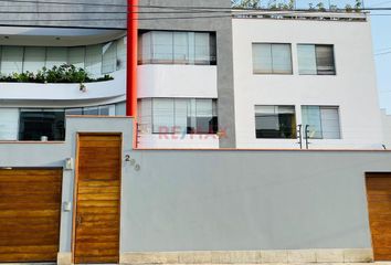 Departamento en  Sta. Carmen 285, Miraflores, Perú