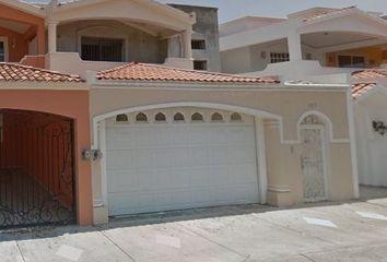 Casa en  Calle Tabachín 323, Alameda, Mazatlán, Sinaloa, México