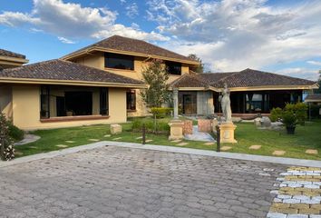 Casa en  Aurelio Dávila Cajas & Río Peripa, Quito, Ecuador