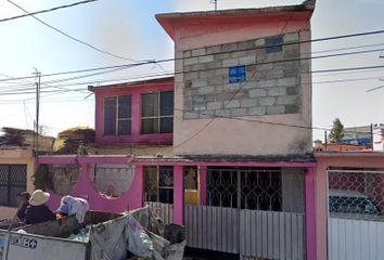 Casa en  Ampliación San Pablo De Las Salinas, Tultitlán, Edo. De México