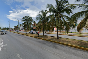 Casa en  Av. Bonampak Sm 8, Malecón, Cancún, Quintana Roo, México