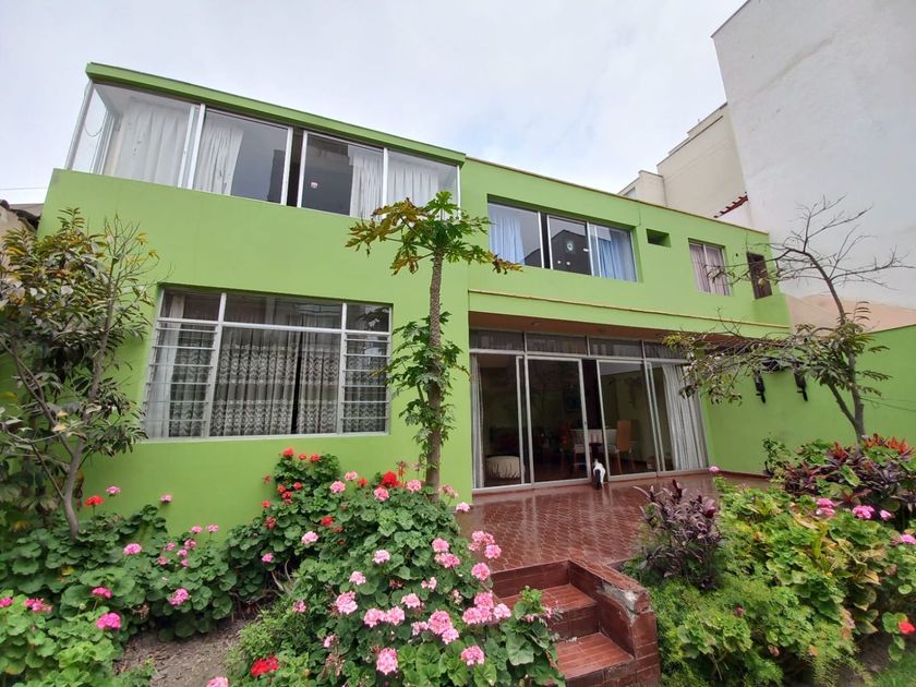 Casa en venta Amadeo Avogadro, Lima, Perú