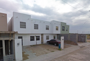 Casa en fraccionamiento en  Praderas 825, Los Presidentes, 88298 Nuevo Laredo, Tamps., México