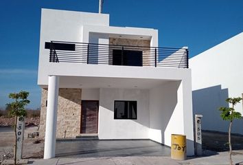 Casa en fraccionamiento en  La Pedrera Residencial Mazatlán, Avenida Real Del Valle, Real Del Valle, Mazatlán, Sinaloa, México