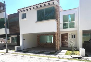 Casa en fraccionamiento en  San Cristóbal Tepontla, San Pedro Cholula