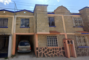 Casa en fraccionamiento en  Arquitectos, Santa Úrsula Zimatepec, Tlaxcala, México