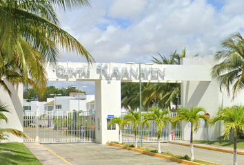 Casa en fraccionamiento en  Quintas Kavanayen, Avenida Caroni, Cancún, Quintana Roo, México