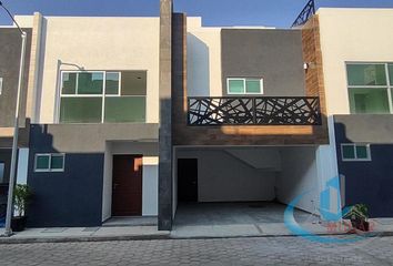 Casa en fraccionamiento en  Progreso 221, Barrio Del Alto, San Juan Cuautlancingo, Puebla, México