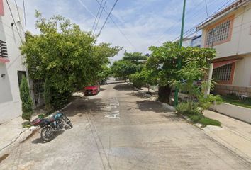 Casa en  Av Azulita, San Fernando, Tuxtla Gutiérrez, Chiapas, México