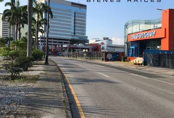 Terreno Comercial en  Avenida Francisco De Orellana, Guayaquil, Ecuador