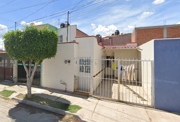 Casa en fraccionamiento en  Tarandacuao, Fraccionamiento Del Parque 3ra Sección, Salamanca, Guanajuato, México