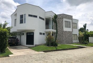 Casa en  Condominio Campestre Bambazú, La Tebaida-el Caimo, Armenia, Quindío, Colombia