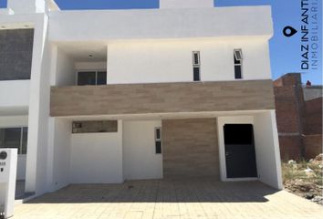 Casa en  Fuerteventura Residencial, Gran Canaria, Fracc. Fuerteventura Residencial, San Luis Potosí, México