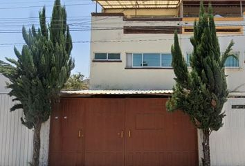 Casa en  Arboledas De Loma Bella, Puebla De Zaragoza, Puebla, México