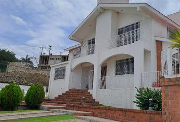 Casa en fraccionamiento en  Boulevard Lomas De Cocoyoc 10, Fraccionamiento Lomas De Cocoyoc, Atlatlahucan, Morelos, 62847, Mex