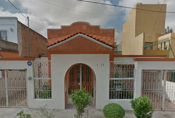 Casa en  La Condesa 1771, Jardines Del Country, Guadalajara, Jalisco, México