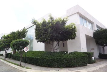 Casa en fraccionamiento en  Cerrada Amazonas, Lomas De Angelópolis, Puebla, México