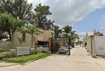 Casa en fraccionamiento en  Rinconada Del Parque, Zapopan, Jalisco, México