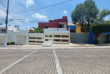Casa en  Conjunto Patria, Zapopan, Jalisco, México