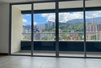 Apartamento en  Poblado, Medellín