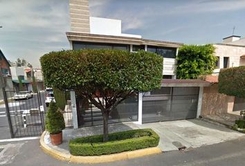 Casa en  P.º De La Hacienda 100, Paseos De Taxqueña, 04250 Ciudad De México, Cdmx, México