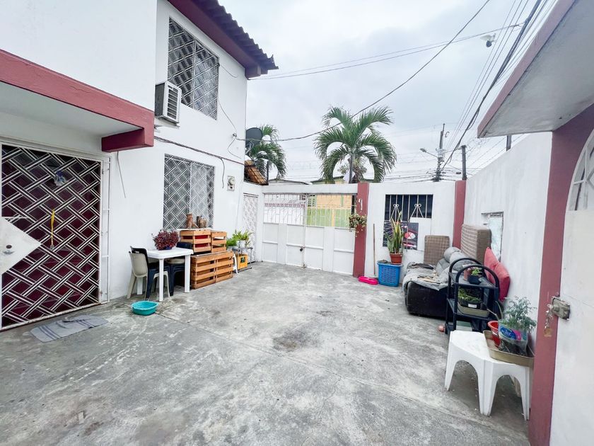 Casa en venta Tarqui, Guayaquil