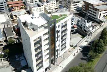 Suite en  Avenida Eloy Alfaro & José Felix Barrerio, Quito, Ecuador