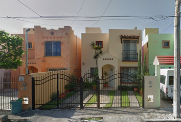Casa en fraccionamiento en  Supermanzana 38, Cancún, Quintana Roo