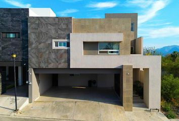 Casa en fraccionamiento en  Santa Isabel, Monterrey