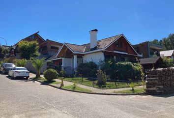 Casa en  Pintora Susana Barahona, Valdivia, Chile