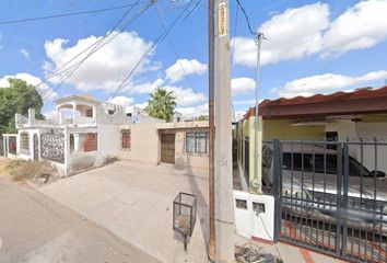 Casa en fraccionamiento en  Jardines Del Valle, Ciudad Obregón, Sonora, México