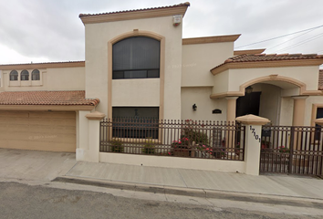 Casa en  Luis Guzmán 17101, Otay Constituyentes, Tijuana, Baja California, México