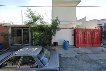 Casa en  Cedro, Colinas De San Juan(colinas De La Morena), Ciudad Benito Juárez, Nuevo León, México