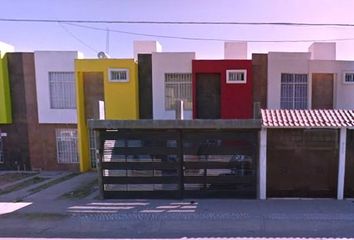 Casa en  Calle Maciso Tibesti, Santiago De Querétaro, Querétaro, México