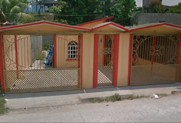 Casa en  Los Tulipanes 2, Juan Sabines Gutiérrez (las Cactáceas), Reforma, Chiapas, México