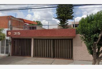 Casa en  Julio Betancourt, Las Aguilas 3ra Sección, San Luis Potosí, México