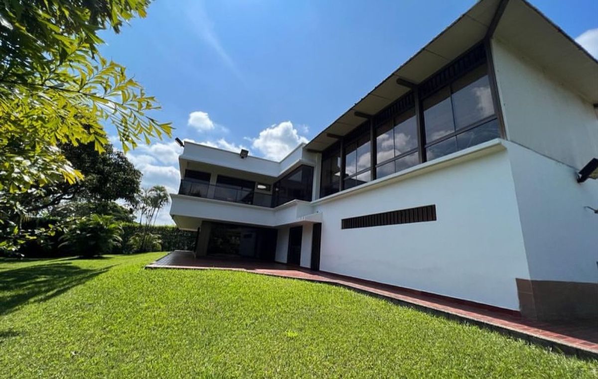 Casa en arriendo Ciudad Jardín (Sur) en Ciudad Jardín