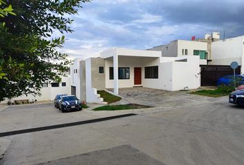 Casa en fraccionamiento en  Barranca Del Refugio, León